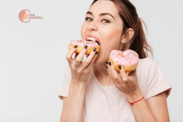 Yếu tố ăn uống ảnh hưởng đến tình trạng da dầu